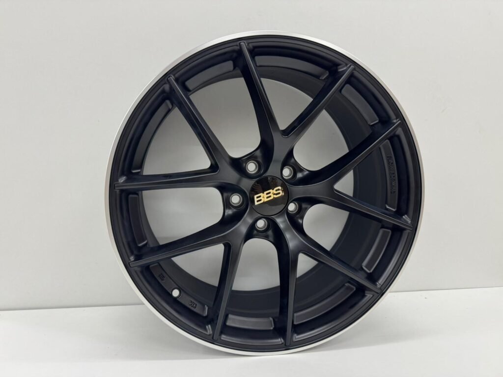 R889 R18 18X8.0 5x112